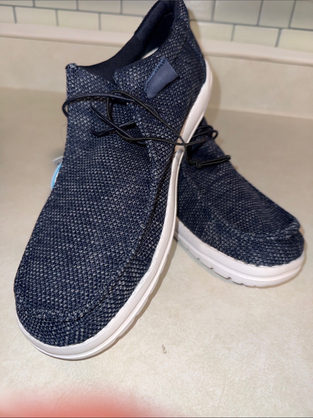 32 Degrees Navy Knit Slip-On Loafers with White Sole